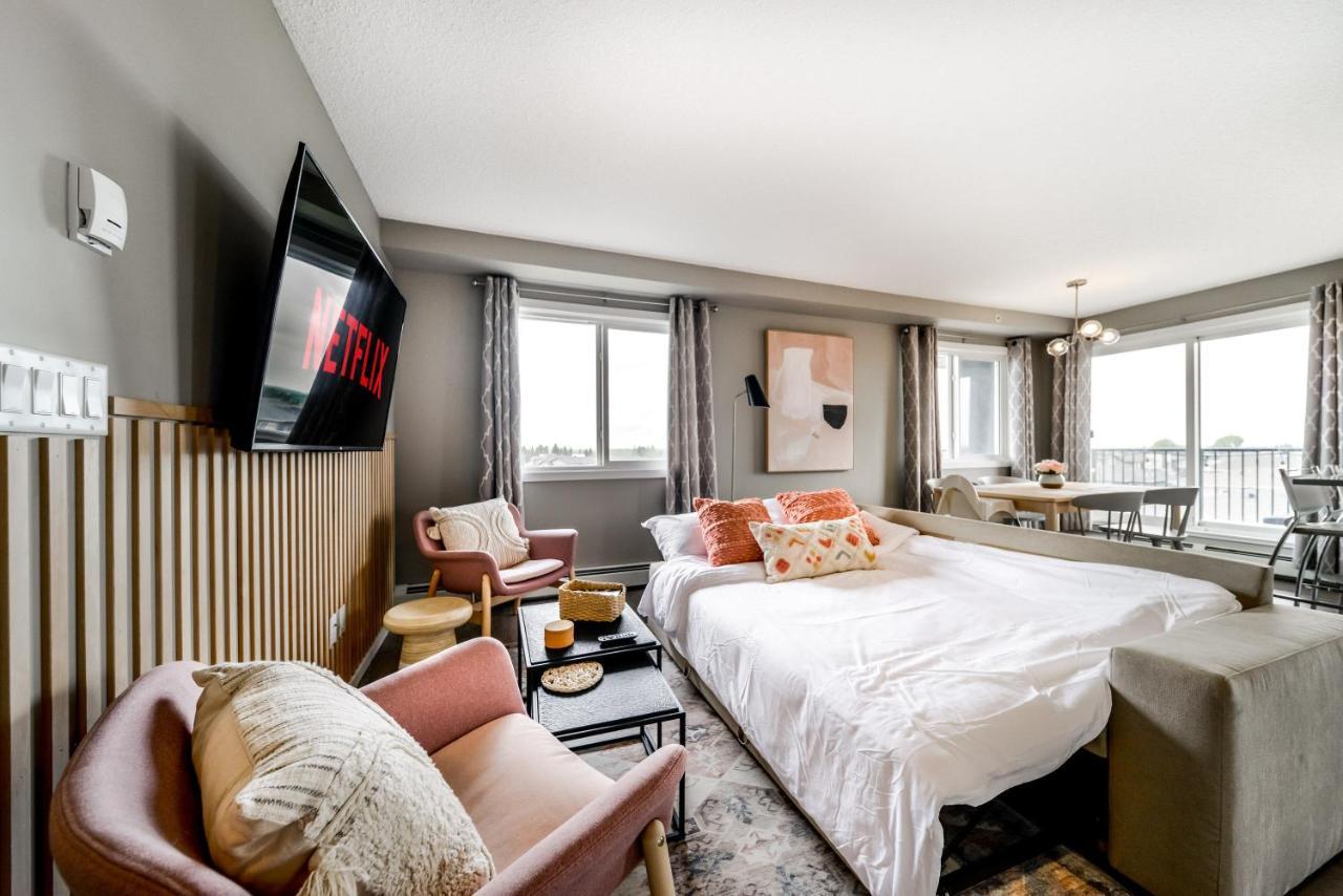 Peaceful Oasis Condo, Ac, Top Floor, Secure Ug Parking, Balcony, King Bed! Едмънтън Екстериор снимка